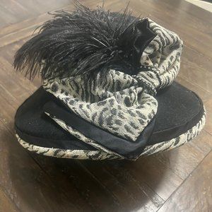 Womens Lily & Taylor Church Hat